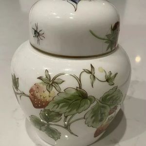 Coalport STRAWBERRY Ginger Jar Bone China